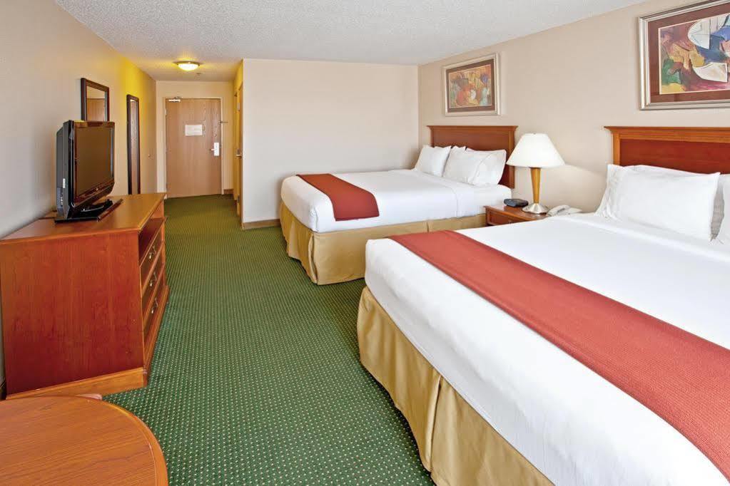 Holiday Inn Express Hotel And Suites Valparaiso, An Ihg Hotel Luaran gambar
